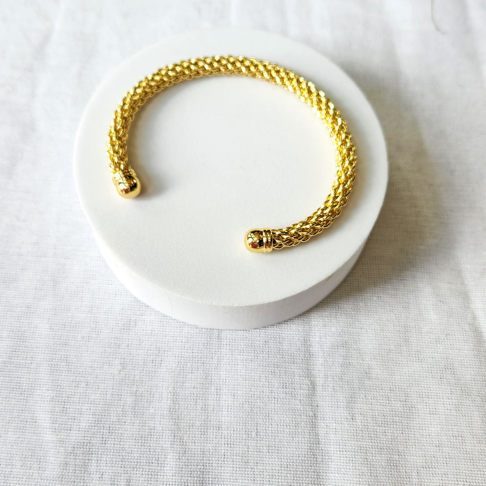 Adjustable robe gold cuff Bracelet