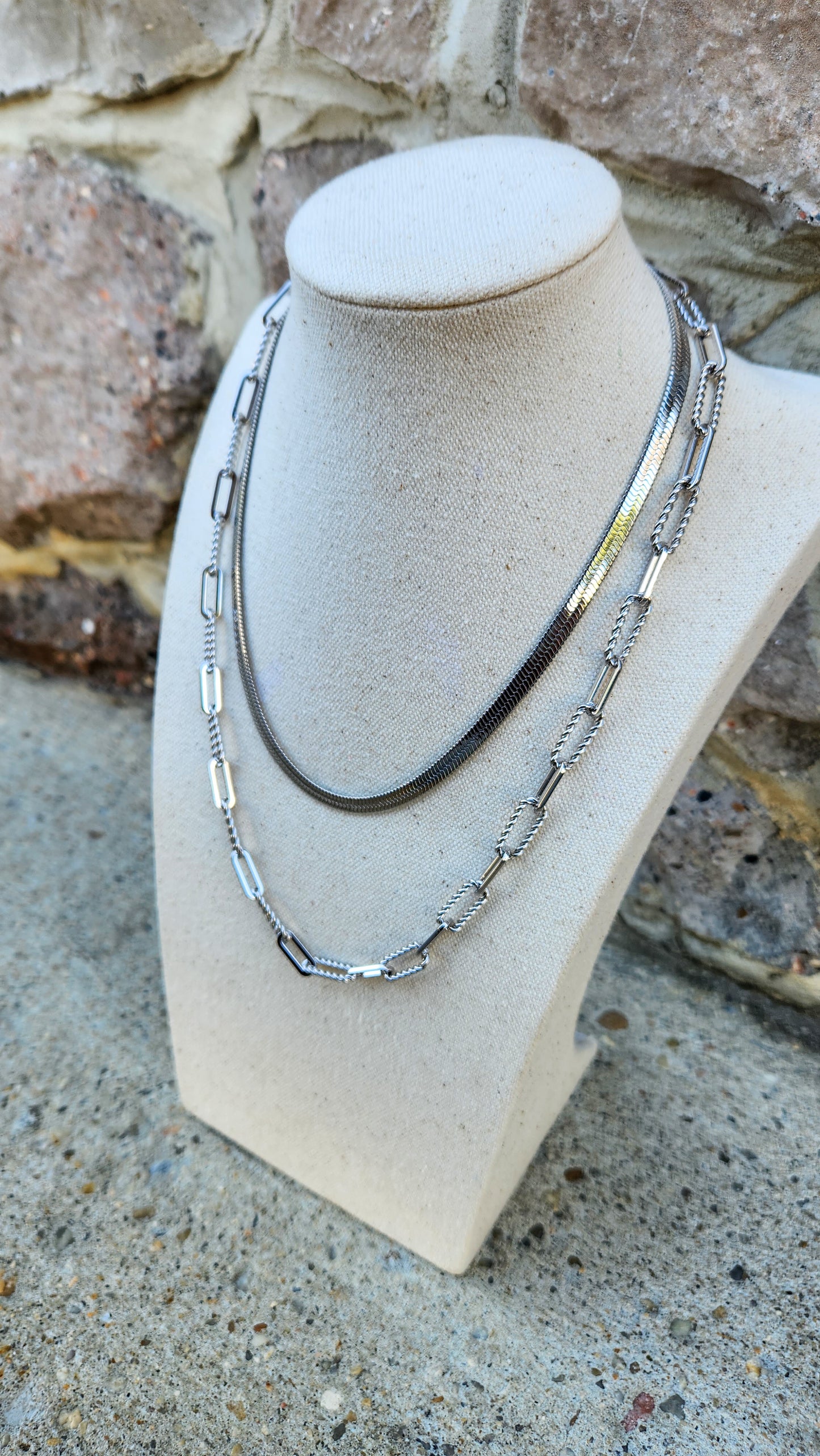 Paula Paper Clip Necklace