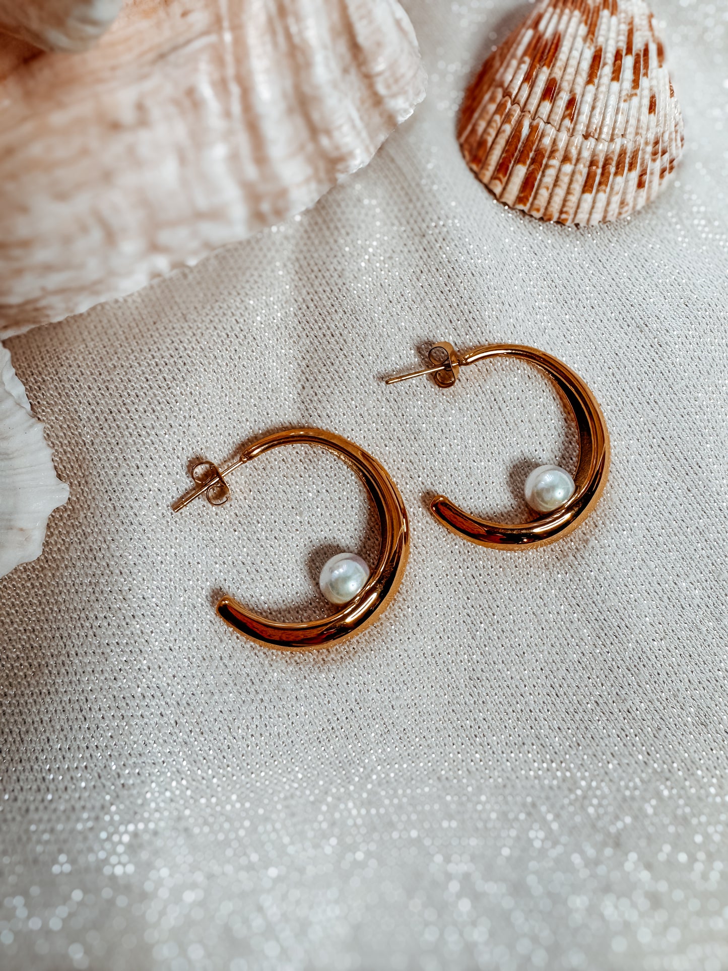 Pearl Hoops Earrings Gold