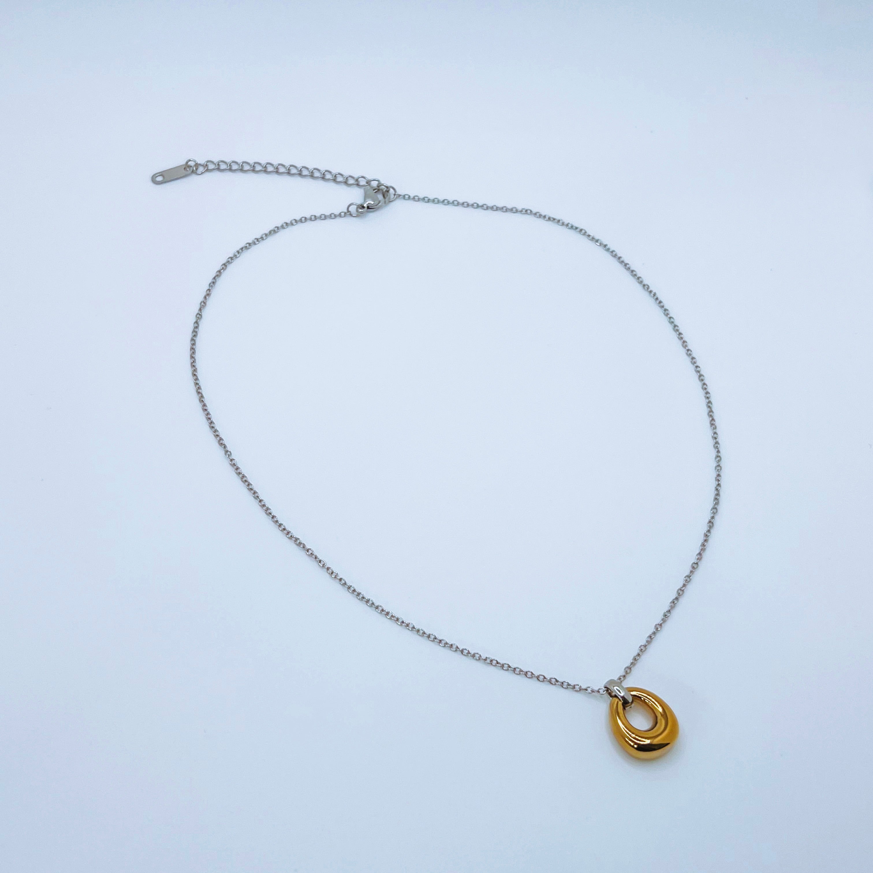 Two Tone Loop Necklace – IN THE SAND SHOP