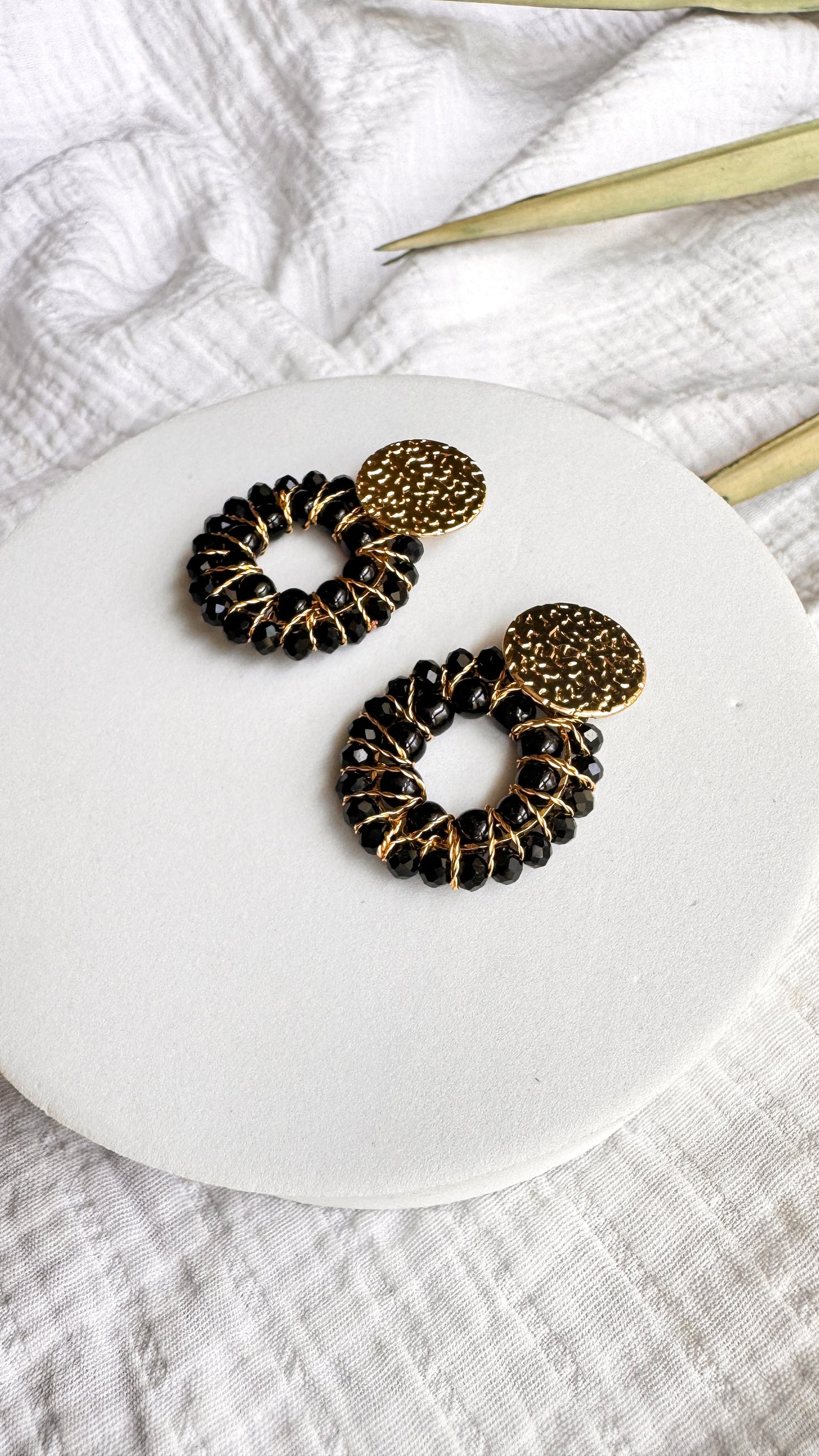 Greta Earrings Black