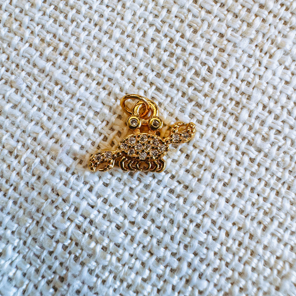 Crab charm cubic zirconia 