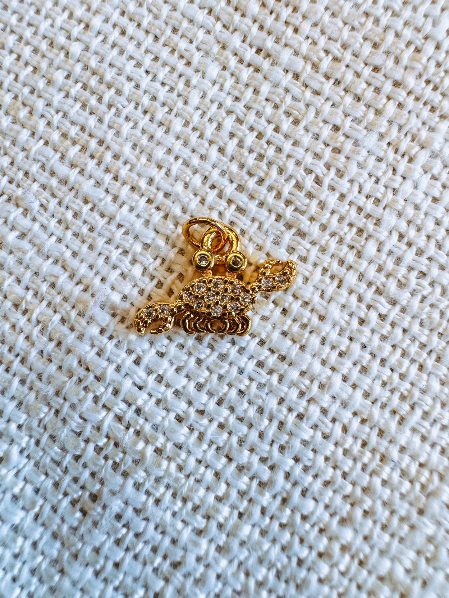 Crab charm cubic zirconia 