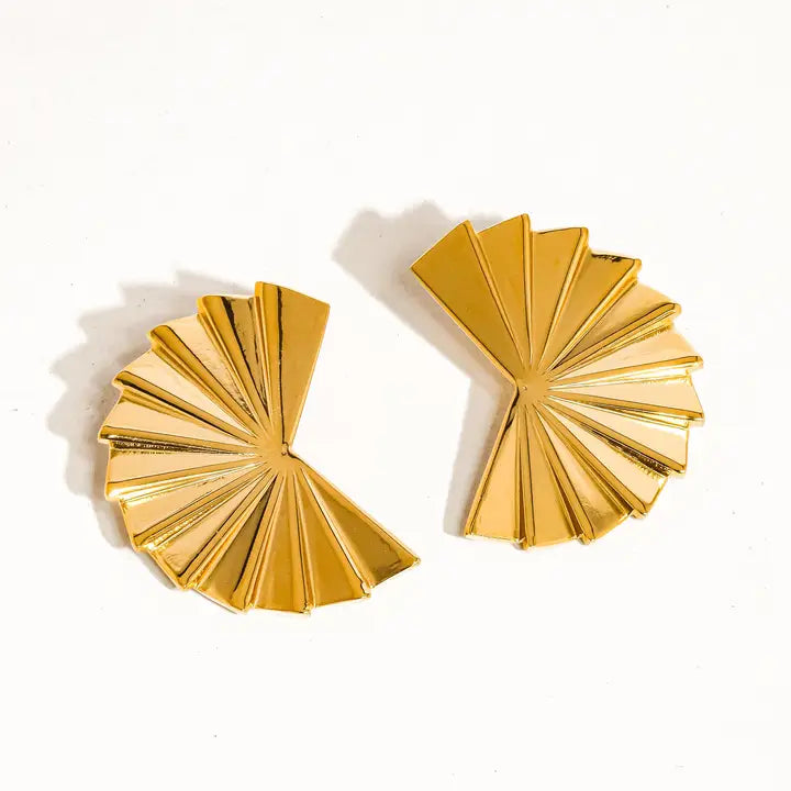 Fan Gold Earring