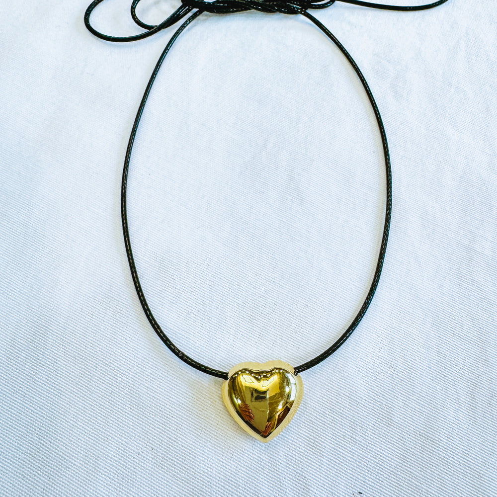 Ava Heart Necklace long Gold