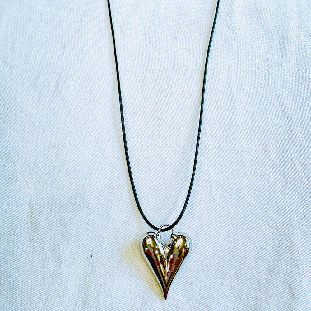 Emily Heart Necklace Silver Short